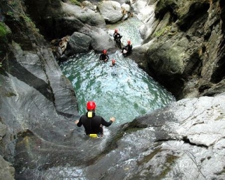  Barranquismo Gorges du Loup